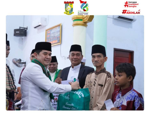 Pj Sekda Ardi Mardiansyah Mewakili Bupati Kampar, Safari Ramadhan di Pulau Bayur