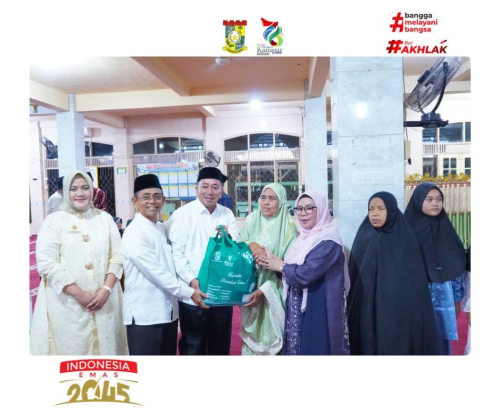 Wabup Kampar Misharti Resmikan Bank Beras di Masjid Raya Al-Ittihad Kuok