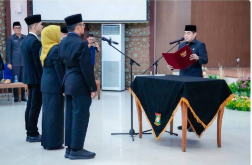 Pemkab Kampar Lakukan Penyegaran Jabatan, 26 Pejabat Diambil Sumpah dan Dilantik