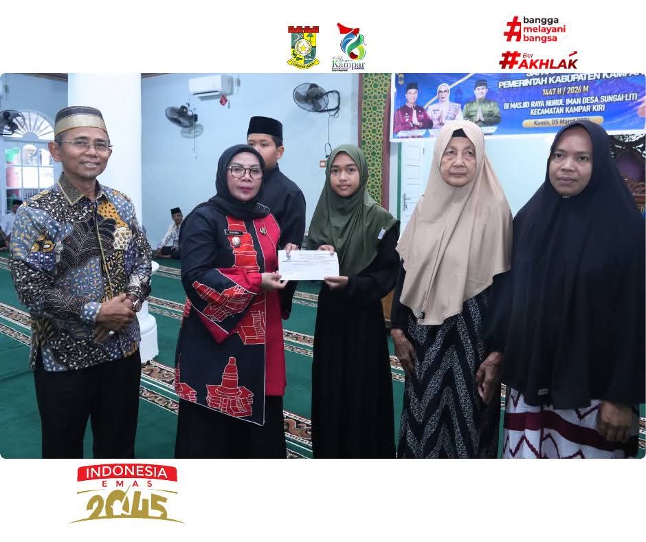 Safari Ramadan di Kampar Kiri, Wabup Misharti Serahkan Bantuan untuk Masjid dan Masyarakat