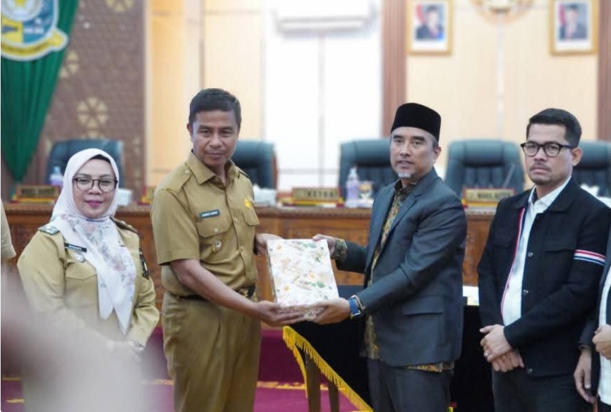 Penyampaian LKPJ 2025, Bupati Ahmad Yuzar Tegaskan Fokus pada Kesejahteraan Masyarakat